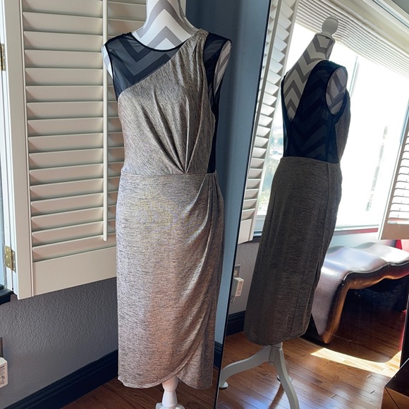 ABS dress - Picture 4 of 8